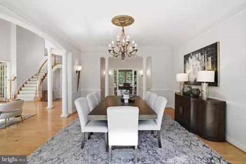 Dining - 891 Chinquapin Rd, Mclean, VA 22102 photo 2 of 5