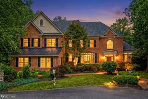 891 Chinquapin Rd, Mclean, VA 22102