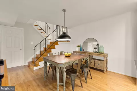 Dining - 6800 Riata Ct, Springfield, VA 22153 photo 4 of 4