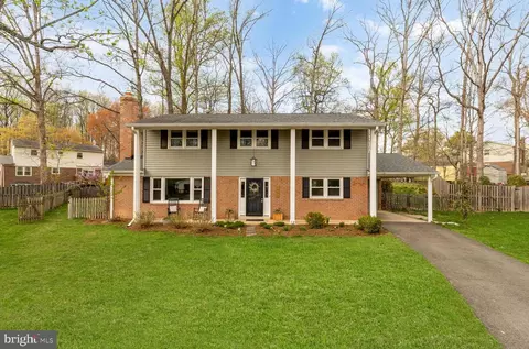 6800 Riata Ct, Springfield, VA 22153