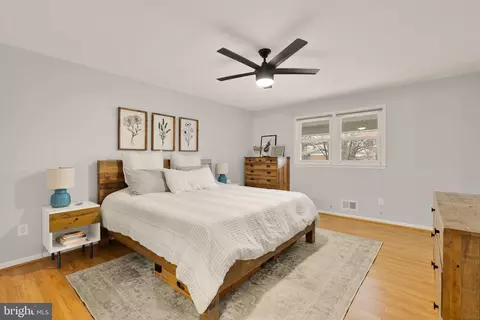 Bedroom - 6800 Riata Ct, Springfield, VA 22153 photo 1 of 7