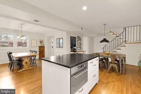 Kitchen - 6800 Riata Ct, Springfield, VA 22153 photo 4 of 4