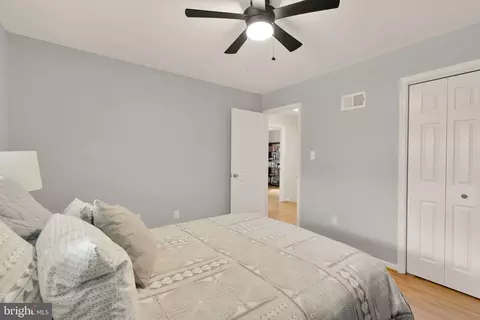Bedroom - 6800 Riata Ct, Springfield, VA 22153 photo 4 of 7