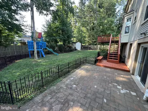 Exterior - 9751 Ironmaster Dr, Burke, VA 22015 photo 6 of 6