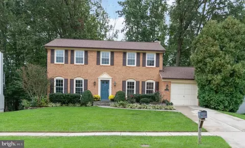 9751 Ironmaster Dr, Burke, VA 22015