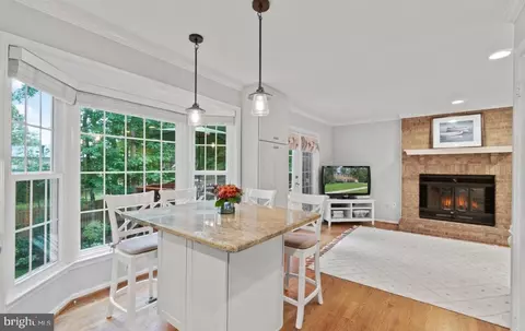 Kitchen - 9751 Ironmaster Dr, Burke, VA 22015 photo 5 of 6