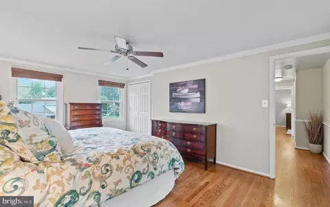 Bedroom - 9751 Ironmaster Dr, Burke, VA 22015 photo 2 of 5