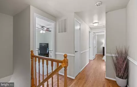 Entry Way - 9751 Ironmaster Dr, Burke, VA 22015 photo 5 of 5