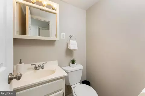 Other - 7013 Galgate Dr, Springfield, VA 22152 photo 5 of 22