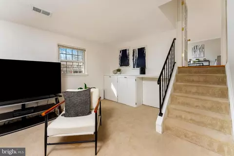Entry Way - 7013 Galgate Dr, Springfield, VA 22152 photo 2 of 2