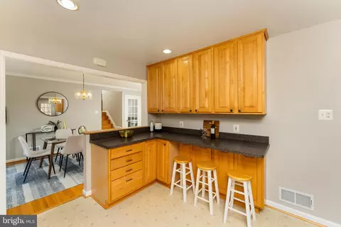 Kitchen - 7013 Galgate Dr, Springfield, VA 22152 photo 3 of 4