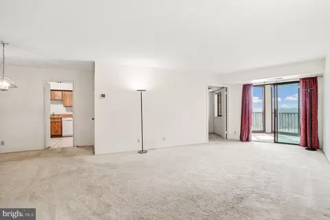 5903 Mount Eagle Dr #911, Alexandria, VA 22303