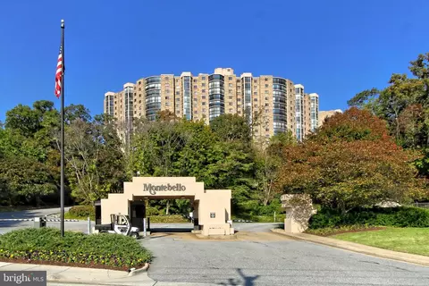 5903 Mount Eagle Dr #203, Alexandria, VA 22303