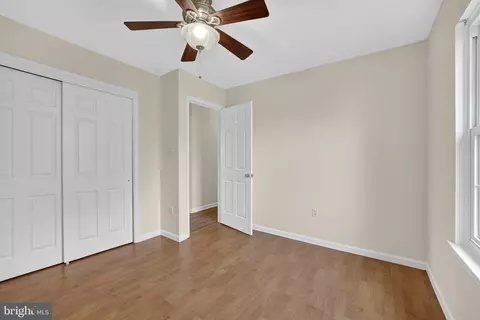 Bedroom - 2982 Emerald Chase Dr, Herndon, VA 20171 photo 1 of 4