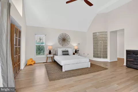 Bedroom - 2028 Beacon Pl, Reston, VA 20191 photo 1 of 2