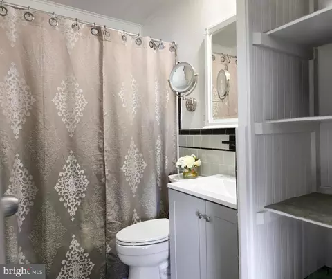 Bath - 6421 Inwood Dr, Springfield, VA 22150 photo 1 of 1