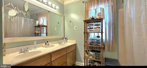 Other - 6421 Inwood Dr, Springfield, VA 22150 photo 6 of 7