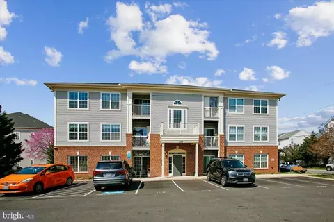 4150 Stevenson St #102, Fairfax, VA 22030