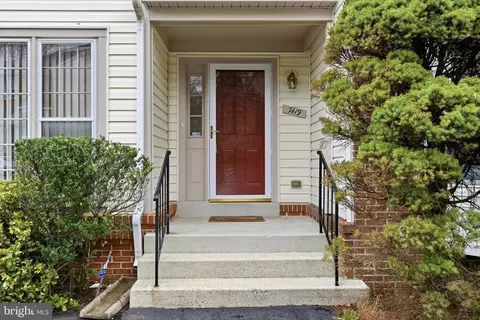 7419 Ridge Oak Ct, Springfield, VA 22153 photo 4