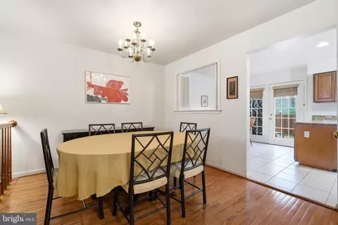7419 Ridge Oak Ct, Springfield, VA 22153 photo 9