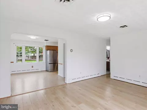 6404 Inwood Dr, Springfield, VA 22150 photo 11