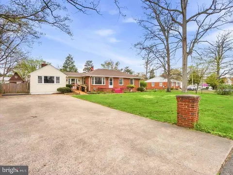 6404 Inwood Dr, Springfield, VA 22150 photo 3