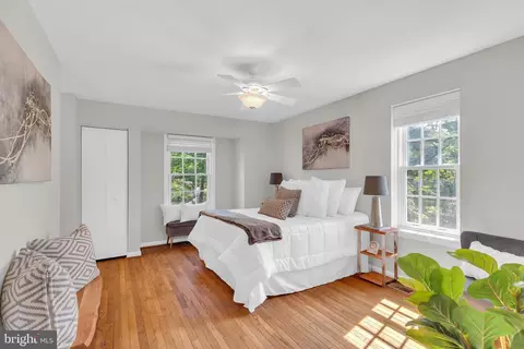 Bedroom - 2174 Golf Course Dr, Reston, VA 20191 photo 1 of 5