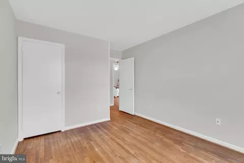 Bedroom - 2174 Golf Course Dr, Reston, VA 20191 photo 5 of 5