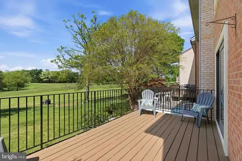 Exterior - 2174 Golf Course Dr, Reston, VA 20191 photo 4 of 7