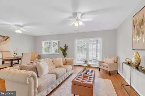 Living - 2174 Golf Course Dr, Reston, VA 20191 photo 3 of 3