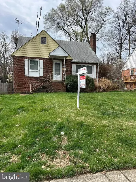 1021 Poplar Dr, Falls Church, VA 22046