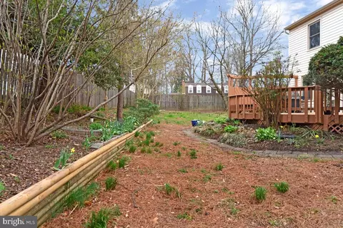Exterior - 8714 Arley Dr, Springfield, VA 22153 photo 3 of 8