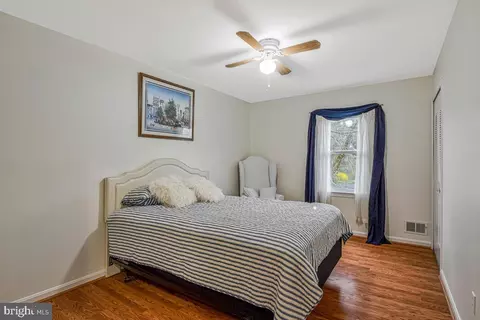 Bedroom - 8714 Arley Dr, Springfield, VA 22153 photo 1 of 7