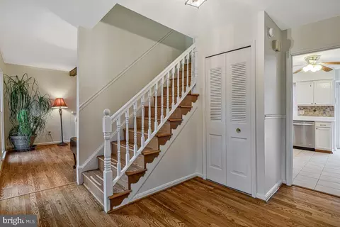Entry Way - 8714 Arley Dr, Springfield, VA 22153 photo 2 of 2