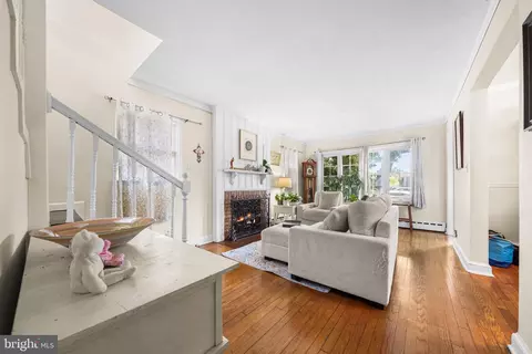 3444 Rock Spg, Falls Church, VA 22041