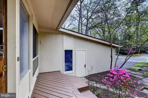 Exterior - 2105 Lirio Ct, Reston, VA 20191 photo 3 of 10