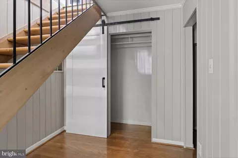 Entry Way - 2105 Lirio Ct, Reston, VA 20191 photo 7 of 7