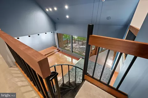 Other - 7575 Potomac Falls Rd, Mclean, VA 22102 photo 15 of 32