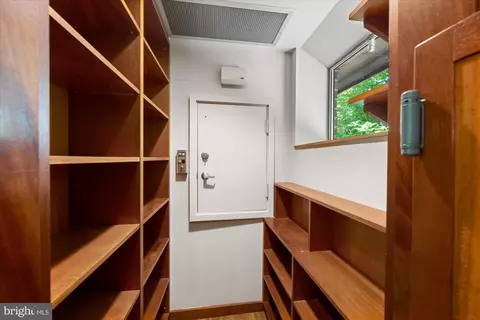 Other - 7575 Potomac Falls Rd, Mclean, VA 22102 photo 3 of 32