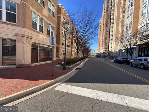 12000 Market St #361, Reston, VA 20190