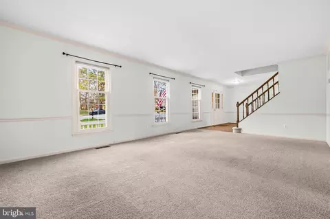 Living - 7118 Counter Pl, Burke, VA 22015 photo 3 of 6
