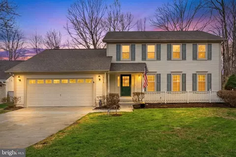 7118 Counter Pl, Burke, VA 22015