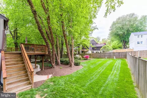 Exterior - 11819 Blue Spruce Rd, Reston, VA 20191 photo 6 of 7
