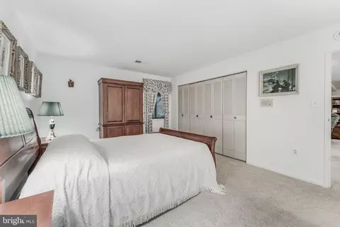 Bedroom - 11819 Blue Spruce Rd, Reston, VA 20191 photo 6 of 9