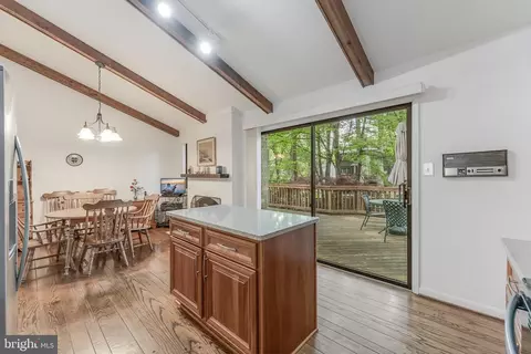 Kitchen - 11819 Blue Spruce Rd, Reston, VA 20191 photo 4 of 5