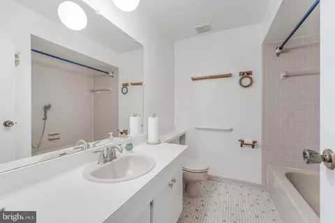 Bath - 11819 Blue Spruce Rd, Reston, VA 20191 photo 3 of 4