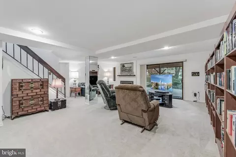 Living - 11819 Blue Spruce Rd, Reston, VA 20191 photo 3 of 4