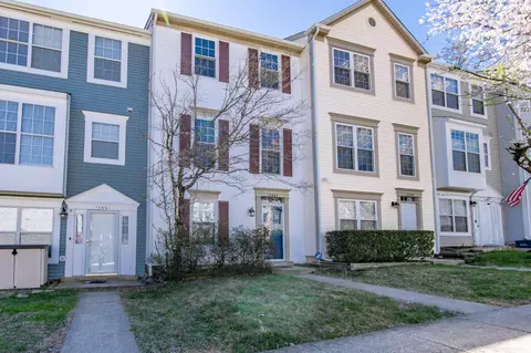 13993 Gunners Pl, Centreville, VA 20121