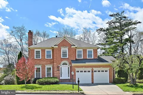 3514 Armfield Farm Dr, Chantilly, VA 20151
