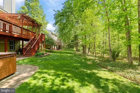 Exterior - 9723 Stipp St, Burke, VA 22015 photo 14 of 20